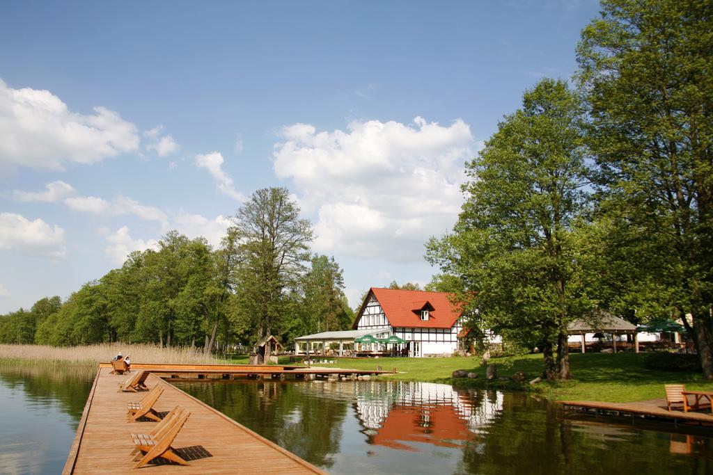 Jablon Lake Resort Pisz Buitenkant foto