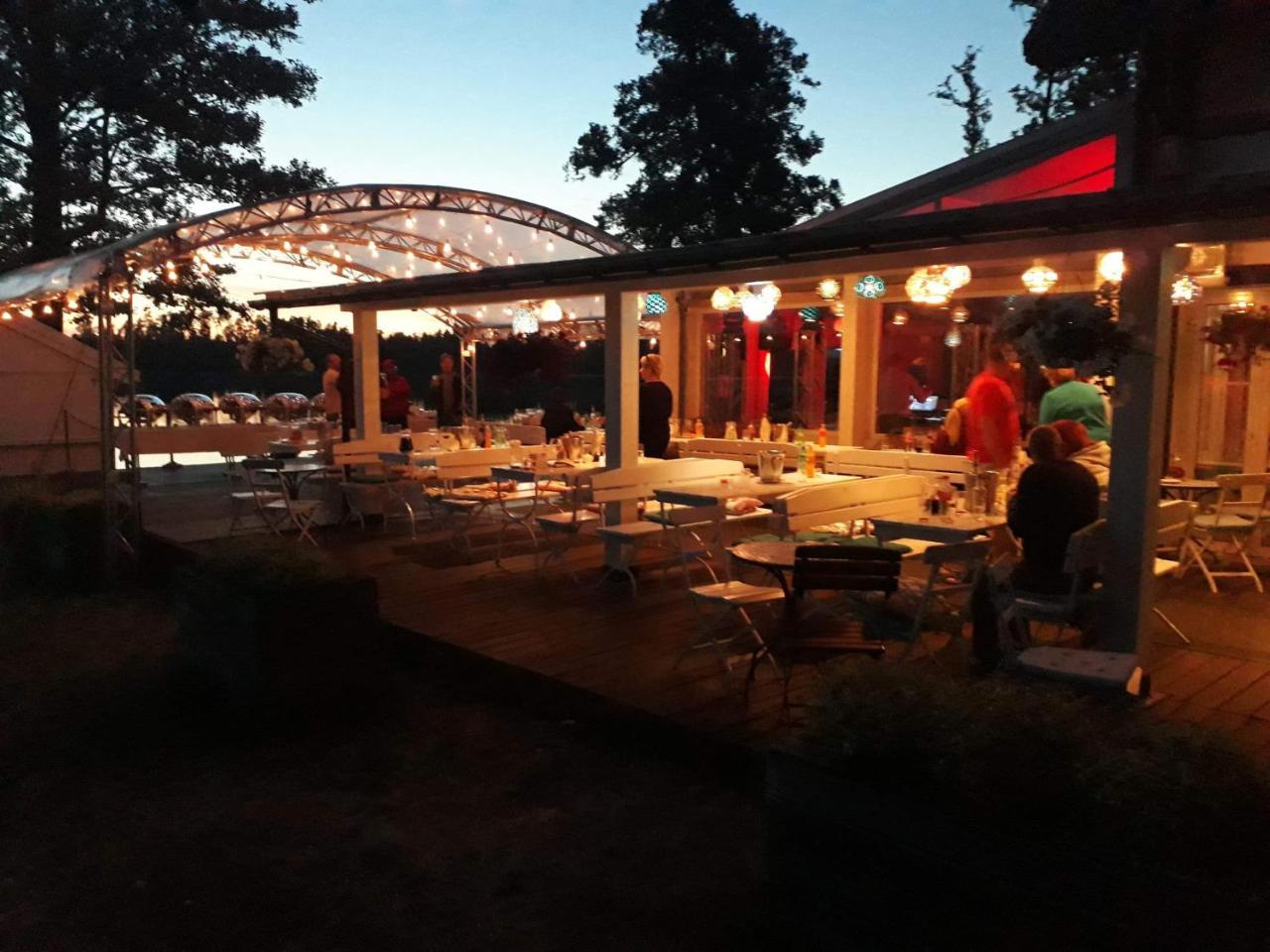 Jablon Lake Resort Pisz Buitenkant foto